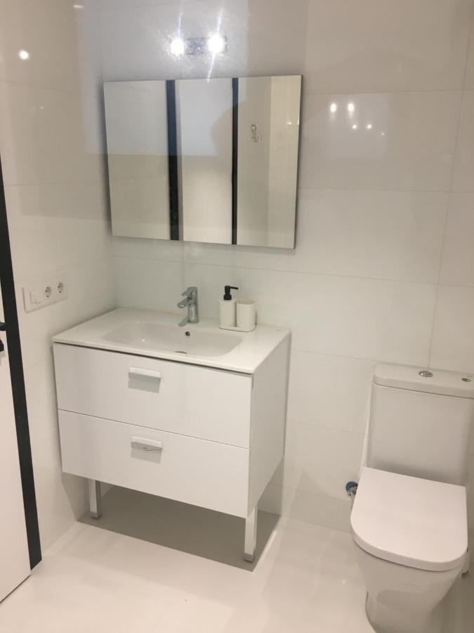 Loft De Diseno Con Balcon Apartman Figueres  Kültér fotó