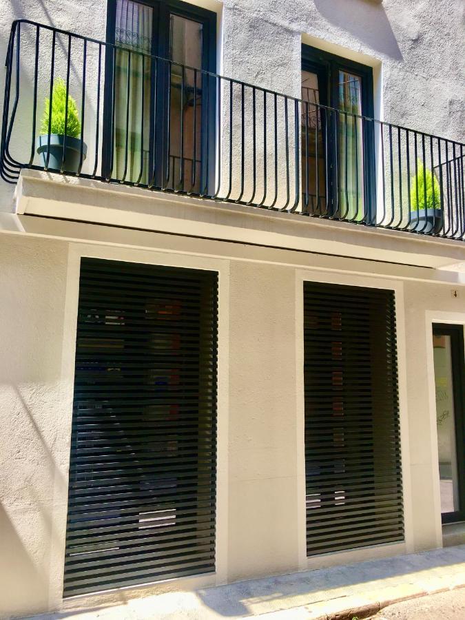 Loft De Diseno Con Balcon Apartman Figueres  Kültér fotó