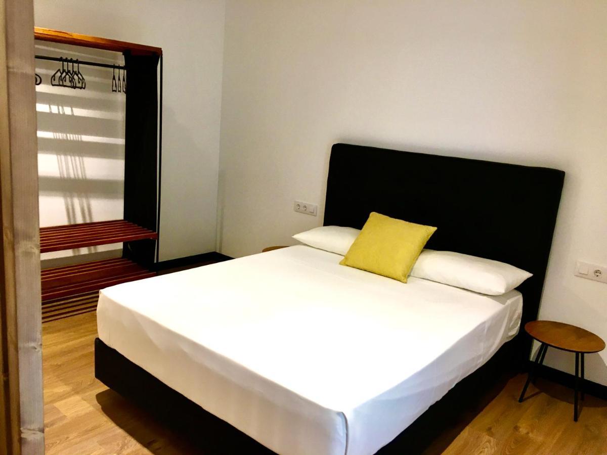 Loft De Diseno Con Balcon Apartman Figueres  Kültér fotó